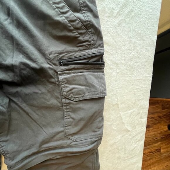 BC Clothing CO Gray Convertible Hiking Pants- Size L x 30 - Picture 4 of 11